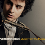 Sony Music lança trilha sonora de “A Complete Unknown”, filme sobre Bob Dylan, em 25 de dezembro